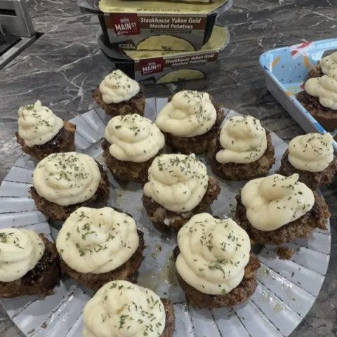 Meatloaf & Potato Cupcakes